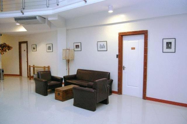 โอโลคอส โรสเวล โฮเต็ลแอนด์เรสเทอรองค์ Hotel Ilocos ภายนอก รูปภาพ