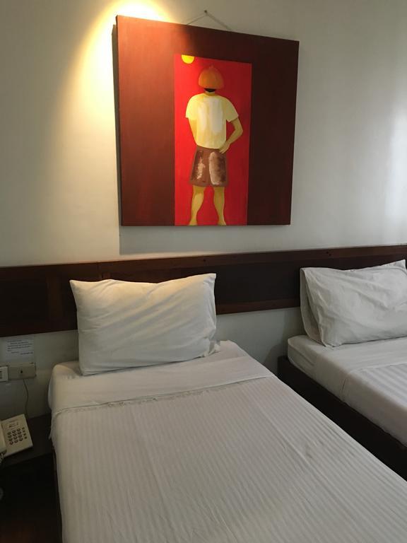 โอโลคอส โรสเวล โฮเต็ลแอนด์เรสเทอรองค์ Hotel Ilocos ห้อง รูปภาพ